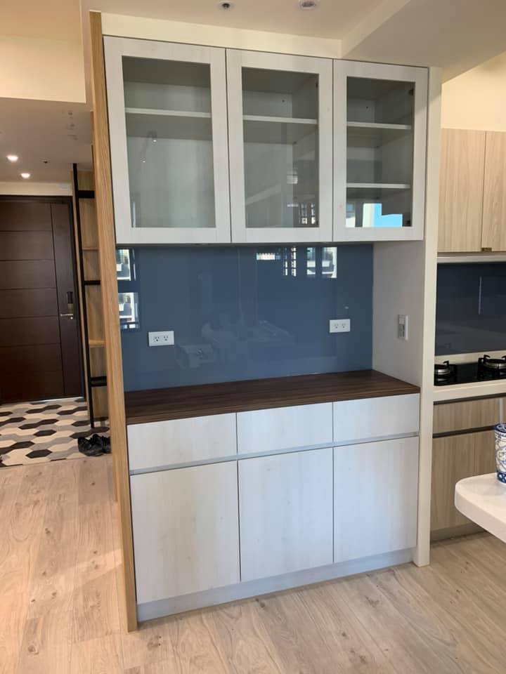 新竹灰色烤漆玻璃安裝